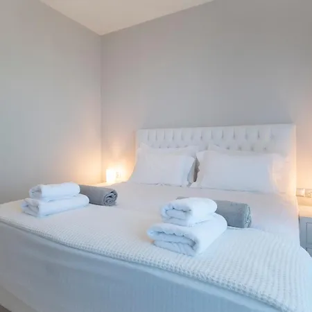 Βίλα Bellevue With Private Pool