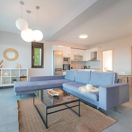 Bellevue With Private Pool *