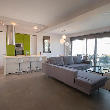 Βίλα Bellevue With Private Pool