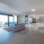 Bellevue With Private Pool 하니오티