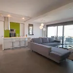 빌라 Bellevue With Private Pool