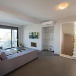 Bellevue With Private Pool 빌라