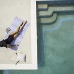 Bellevue With Private Pool