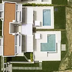 别墅 Bellevue With Private Pool *