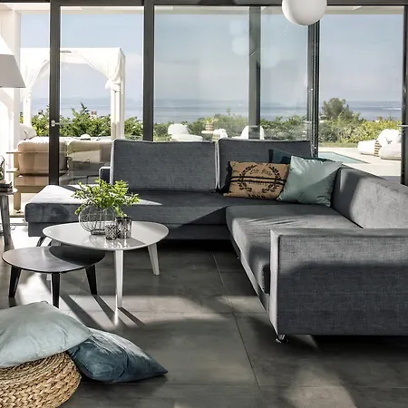 Bellevue With Private Pool *