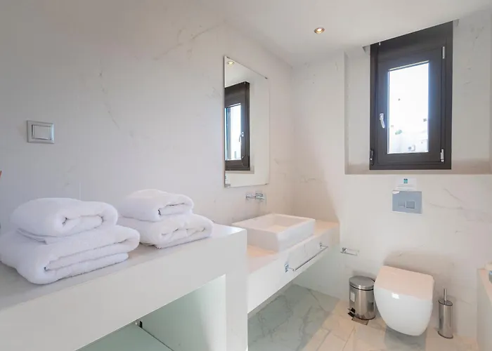 Vilă Bellevue With Private Pool