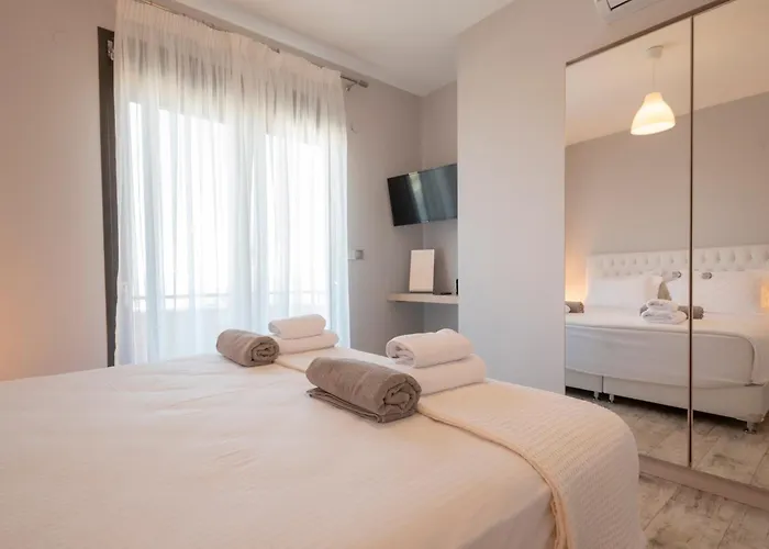 Vilă Bellevue With Private Pool Hanioti