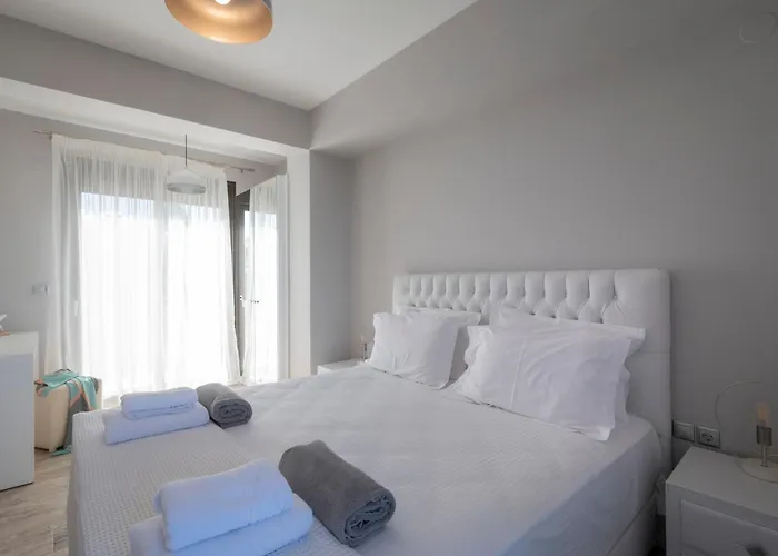 Bellevue With Private Pool Vilă *