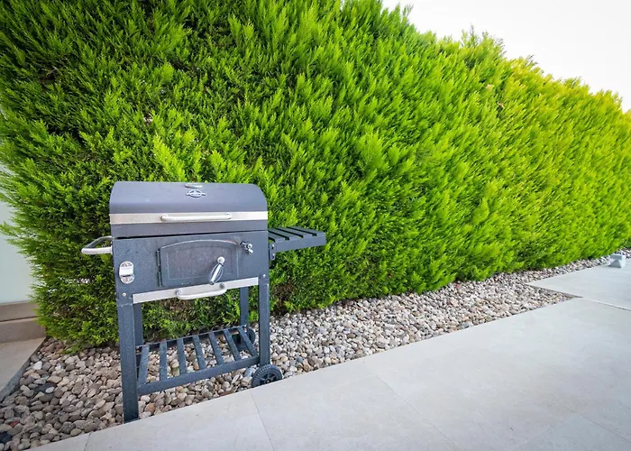 Vilă Bellevue With Private Pool