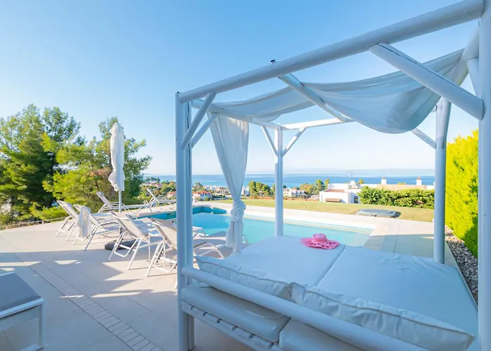 Vilă Bellevue With Private Pool Hanioti