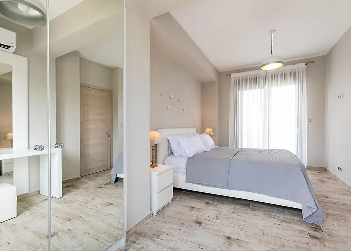 Vilă Bellevue With Private Pool Hanioti