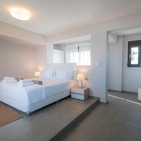 Bellevue With Private Pool Вилла *