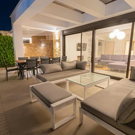 Bellevue With Private Pool * Hanioti