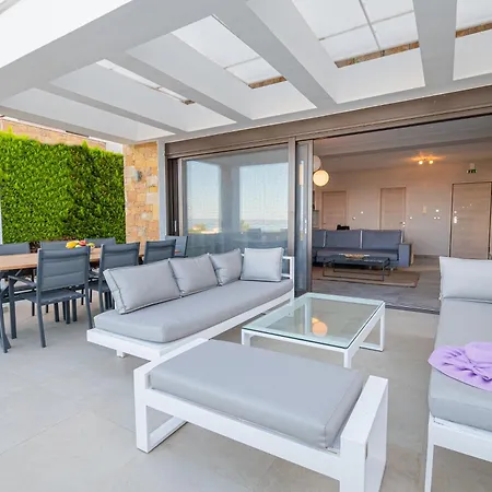 Bellevue With Private Pool Hanioti