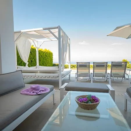 Villa Bellevue With Private Pool