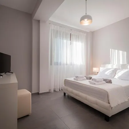 Bellevue With Private Pool *