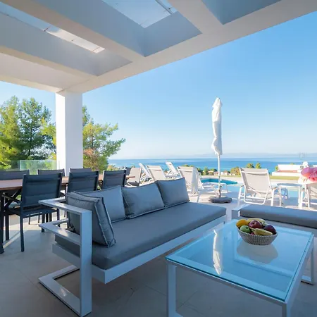 Bellevue With Private Pool Villa *