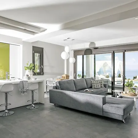 Villa Bellevue With Private Pool Hanioti