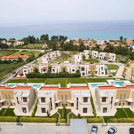 Bellevue With Private Pool Willa *