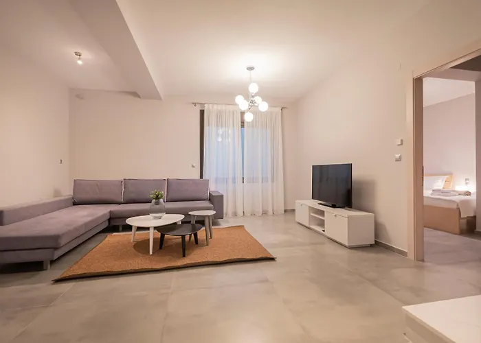 Bellevue With Private Pool Villa Chaniotis
