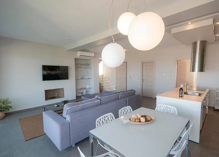 Bellevue With Private Pool * Chaniotis