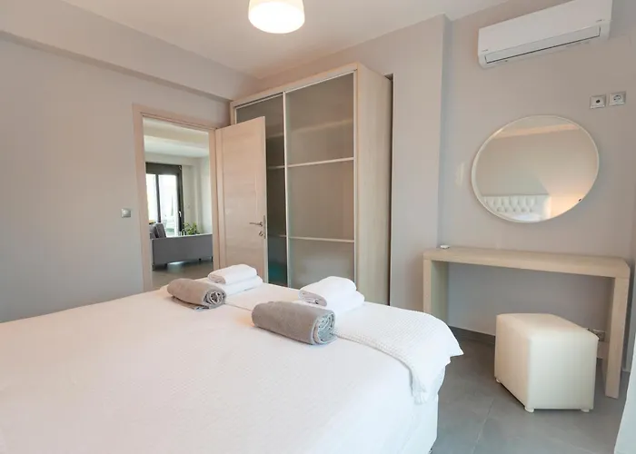 Bellevue With Private Pool Villa *